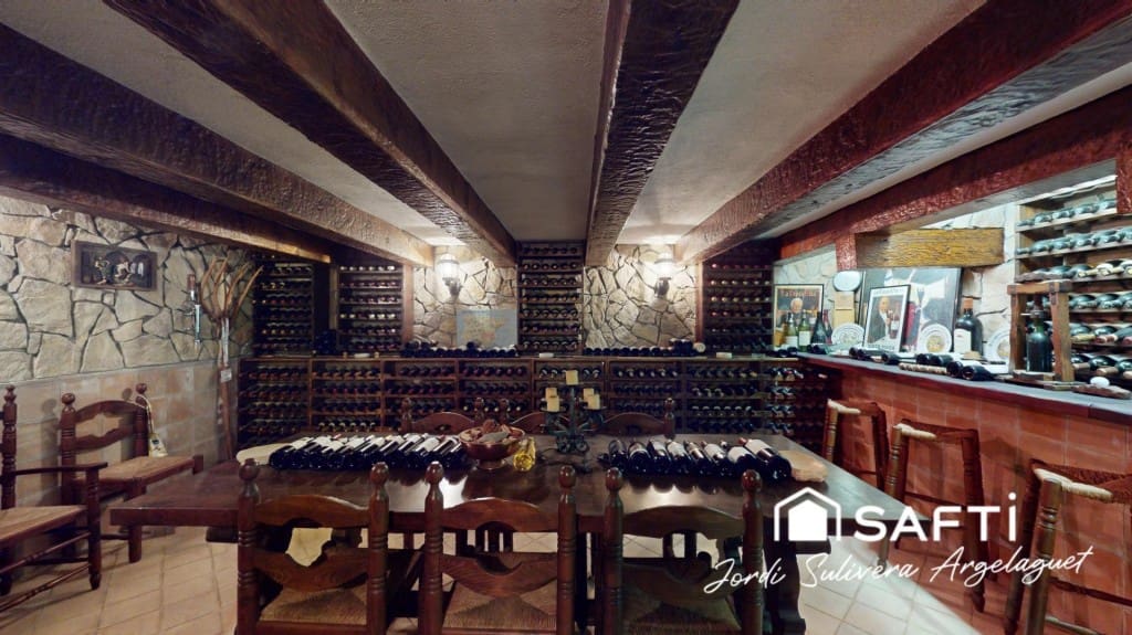 4 makuuhuone Huvila myytävänä paikassa Santa Cristina d'Aro mukana uima-altaan - 780 000 € (Ref: 9595662)