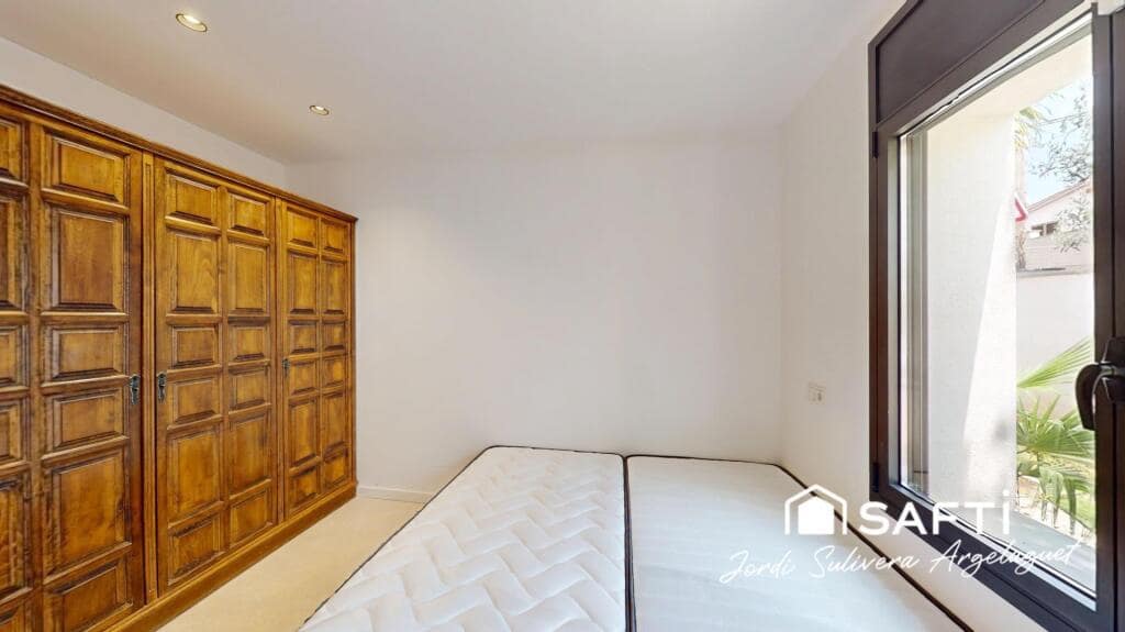 6 bedroom Villa for sale in Banyoles with garage - € 850,000 (Ref: 9595663)