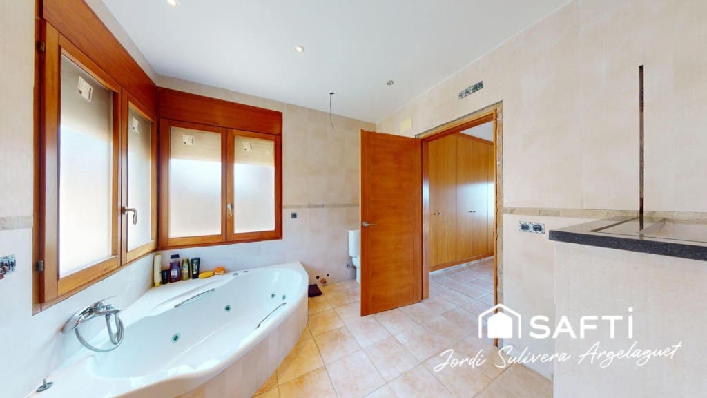 4 bedroom Villa for sale in Begur with pool garage - € 630,000 (Ref: 9595664)