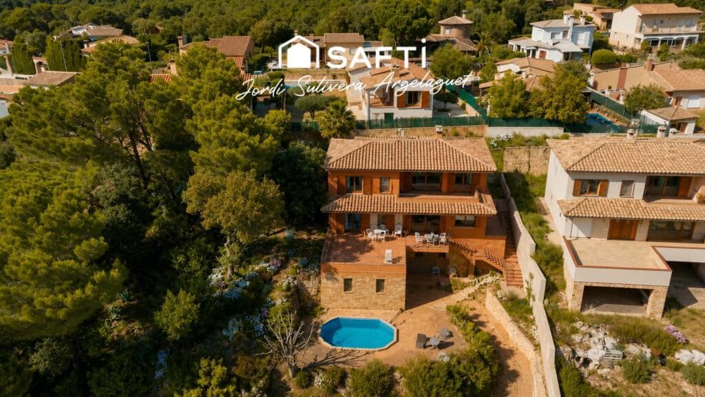 4 bedroom Villa for sale in Begur with pool garage - € 630,000 (Ref: 9595664)