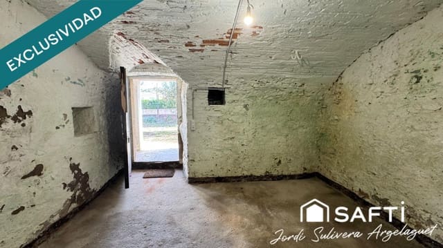 Finca/Casa Rural de 7 habitaciones en Celrà en venta - 305.000 € (Ref: 9595667)