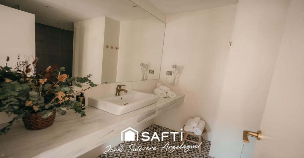 Office for sale in Montella i Martinet - € 2,500,000 (Ref: 9595669)