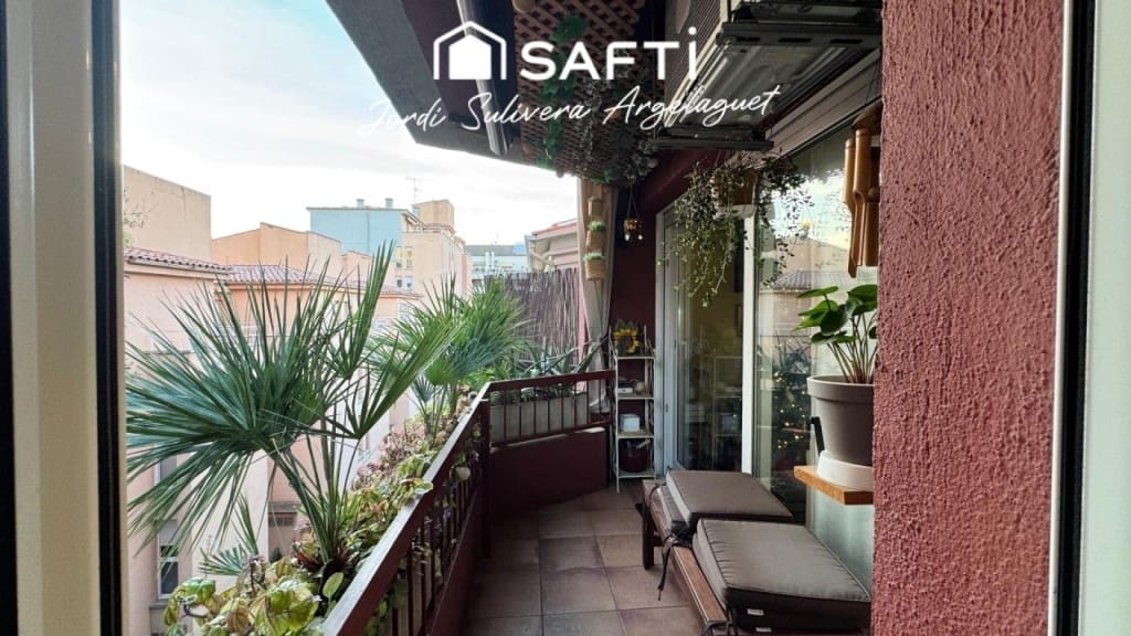 4 sypialnia Apartament na sprzedaż w Miasto Girona - 480 000 € (Ref: 9595670)