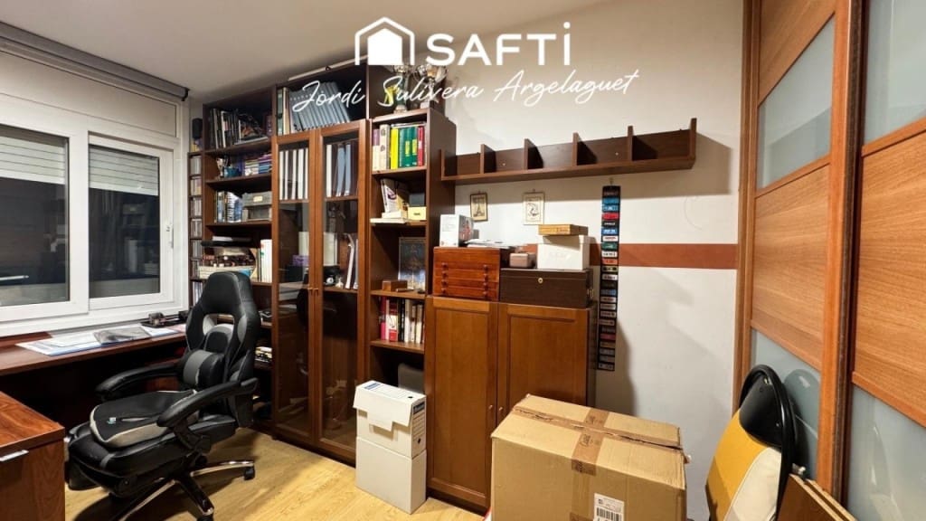 4 sypialnia Apartament na sprzedaż w Miasto Girona - 480 000 € (Ref: 9595670)