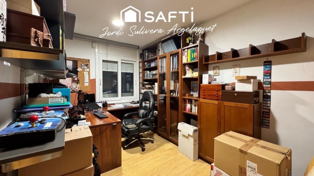 4 sypialnia Apartament na sprzedaż w Miasto Girona - 480 000 € (Ref: 9595670)