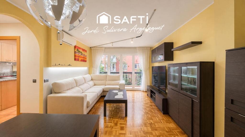 4 soveværelse Lejlighed til salg i Girona by - € 480.000 (Ref: 9595670)