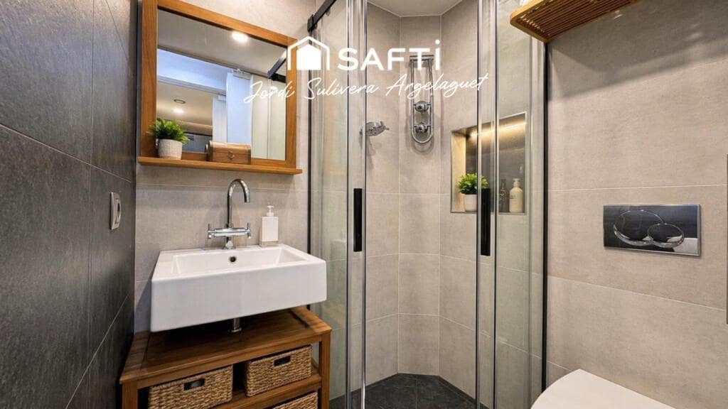 4 soveværelse Lejlighed til salg i Girona by - € 480.000 (Ref: 9595670)