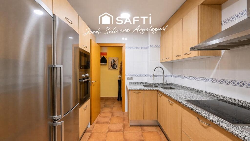 4 soveværelse Lejlighed til salg i Girona by - € 480.000 (Ref: 9595670)