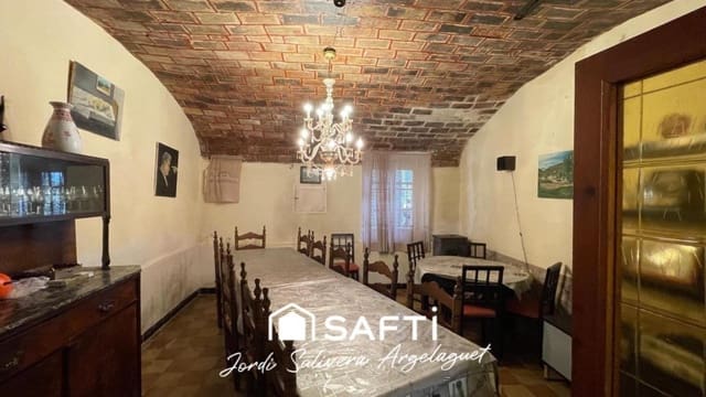 3 chambre Villa/Maison Mitoyenne à vendre à Gérone ville avec garage - 480 000 € (Ref: 9595672)