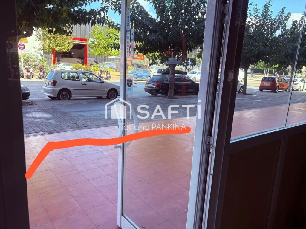 Commerciale in vendita in Lloret de Mar - 137.000 € (Rif: 9595675)