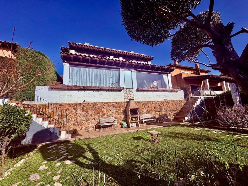 3 sypialnia Dom szeregowy na sprzedaż w Tossa de Mar z basenem - 950 000 € (Ref: 9595677)