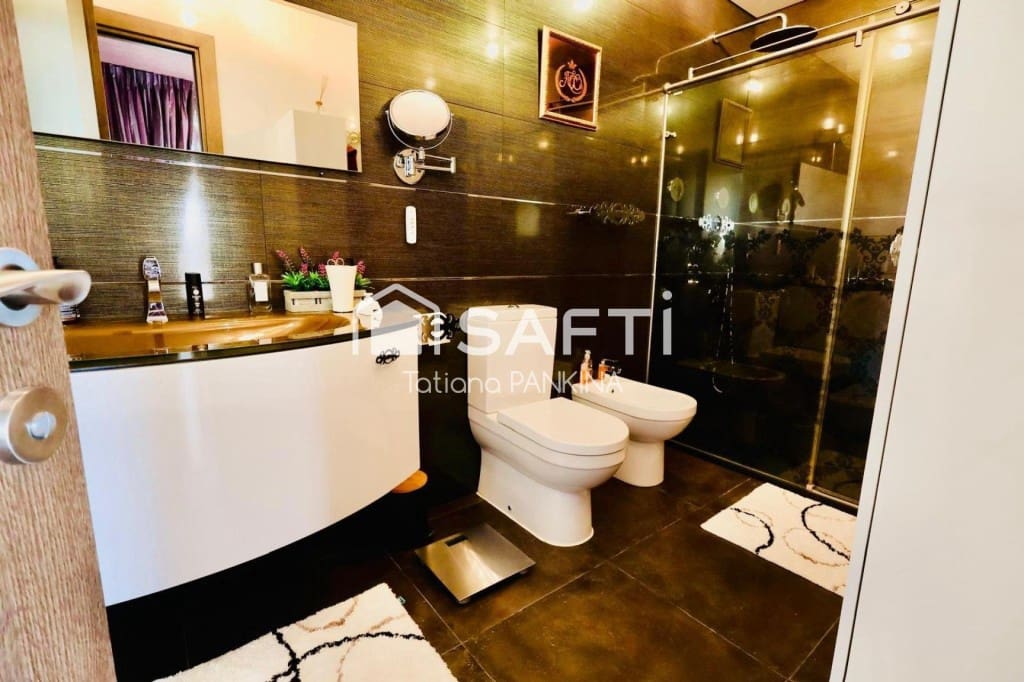 5 sypialnia Dom szeregowy na sprzedaż w Tossa de Mar z basenem garażem - 2 500 000 € (Ref: 9595678)