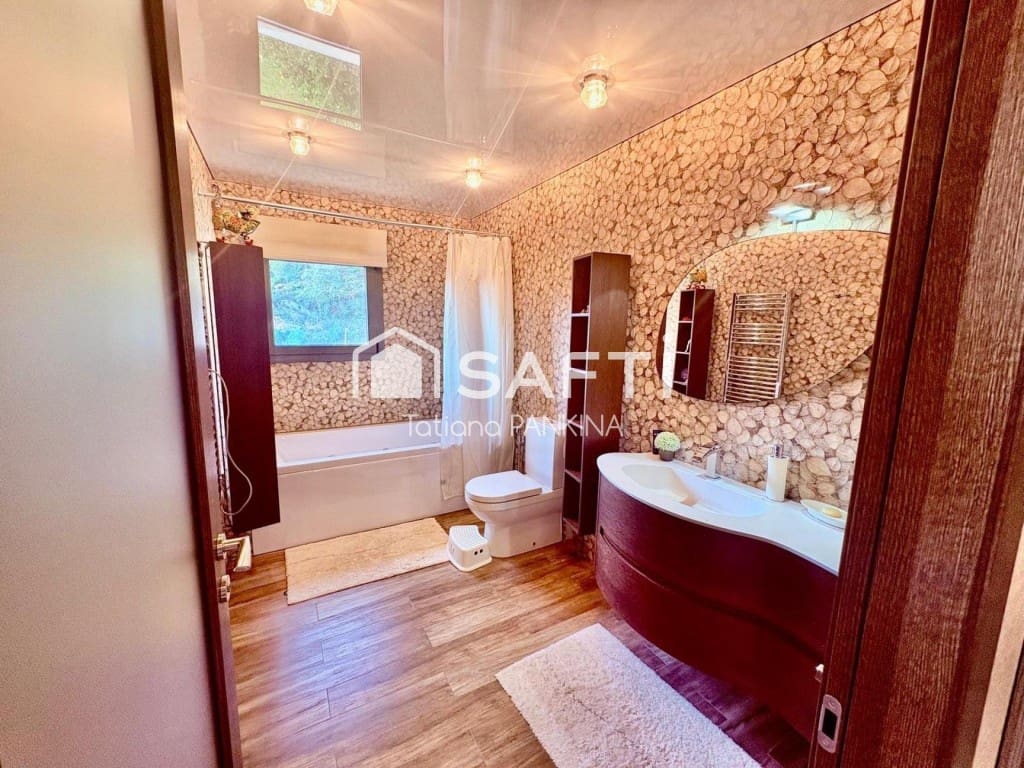 5 sypialnia Dom szeregowy na sprzedaż w Tossa de Mar z basenem garażem - 2 500 000 € (Ref: 9595678)