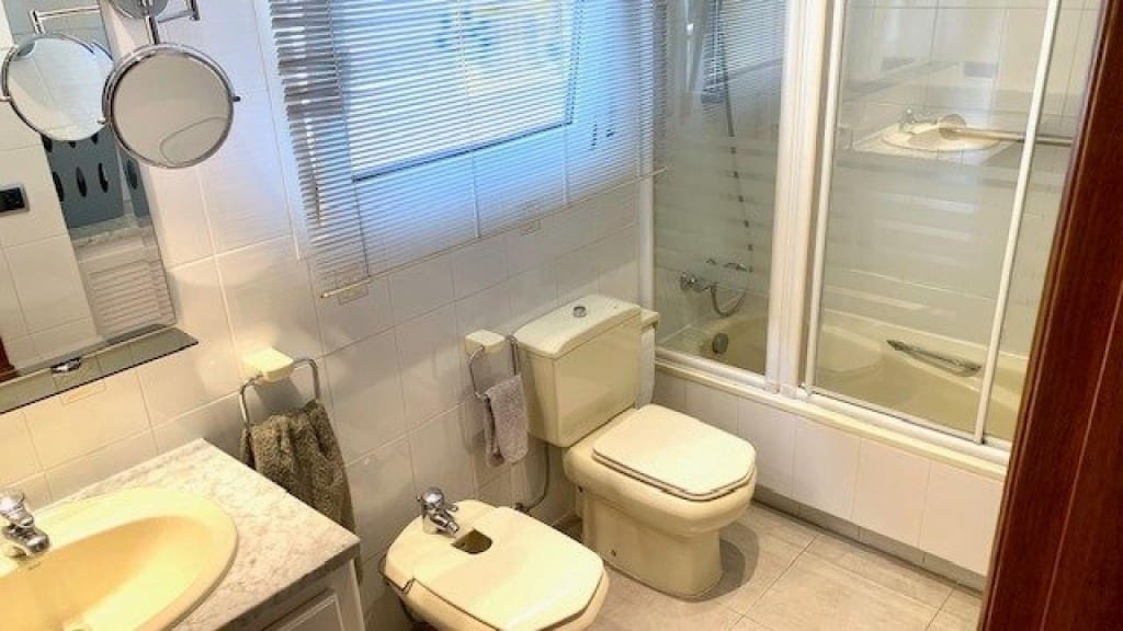 5 makuuhuone Huvila myytävänä paikassa Blanes mukana 
autotalli - 870 000 € (Ref: 9595679)