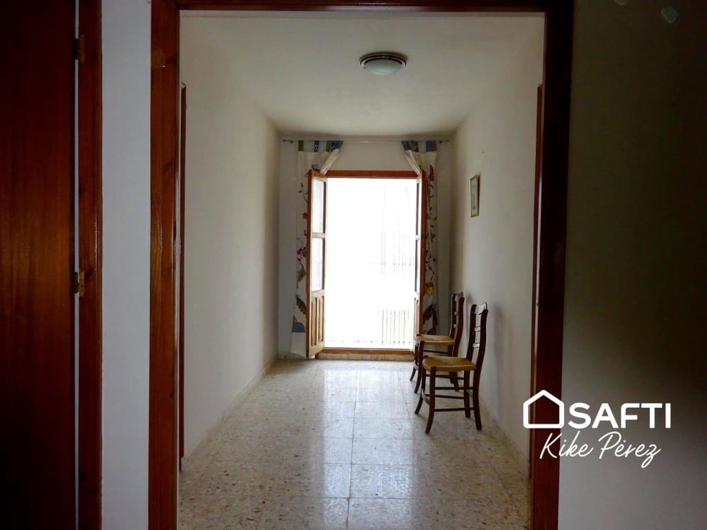 6 soveværelse Villa til salg i Galera med garage - € 70.000 (Ref: 9595680)