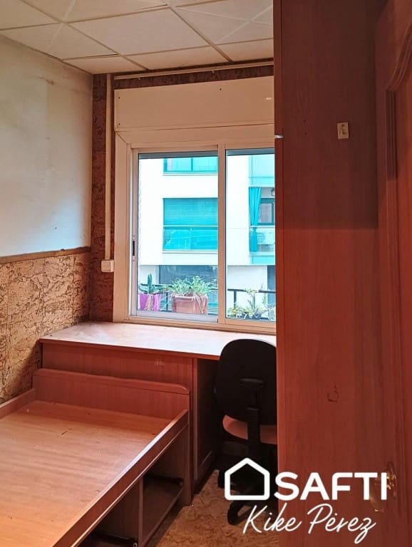 3 bedroom Apartment for sale in Sant Andreu de la Barca - € 175,000 (Ref: 9595683)