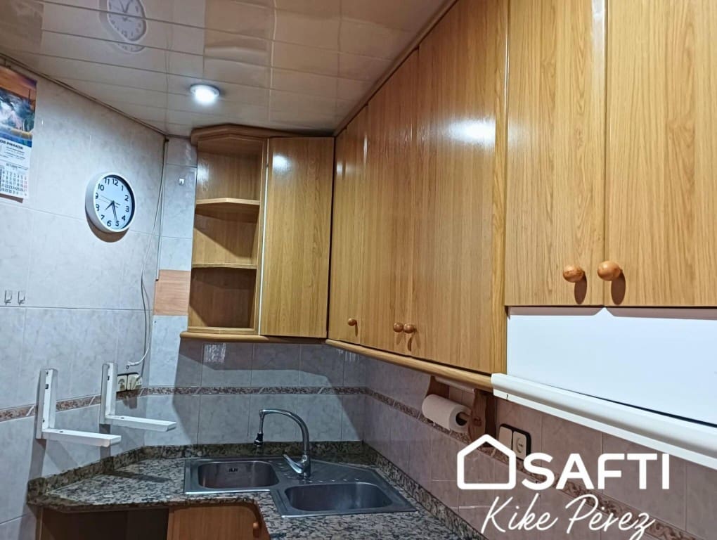 3 bedroom Apartment for sale in Sant Andreu de la Barca - € 175,000 (Ref: 9595683)