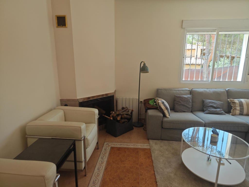 3 bedroom Terraced Villa for sale in Pareja with pool garage - € 249,000 (Ref: 9595684)