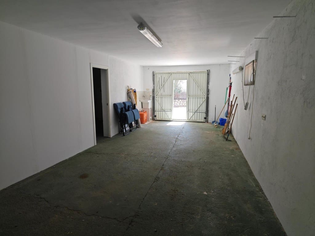 3 bedroom Terraced Villa for sale in Pareja with pool garage - € 249,000 (Ref: 9595684)