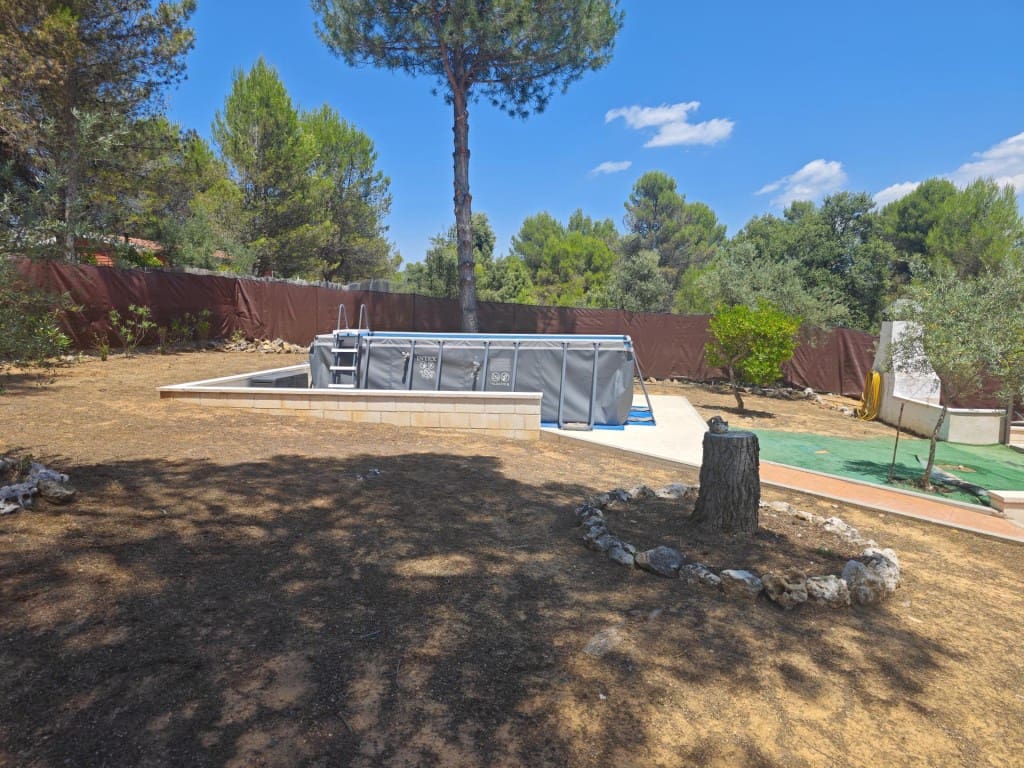 3 bedroom Terraced Villa for sale in Pareja with pool garage - € 249,000 (Ref: 9595684)