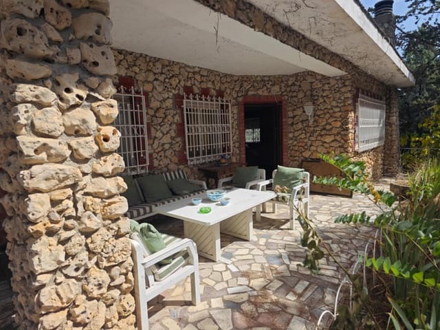 Chalet de 4 habitaciones en Durón en venta - 220.000 € (Ref: 9595685)