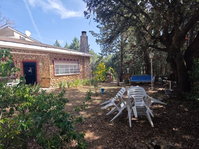 Chalet de 4 habitaciones en Durón en venta - 220.000 € (Ref: 9595685)