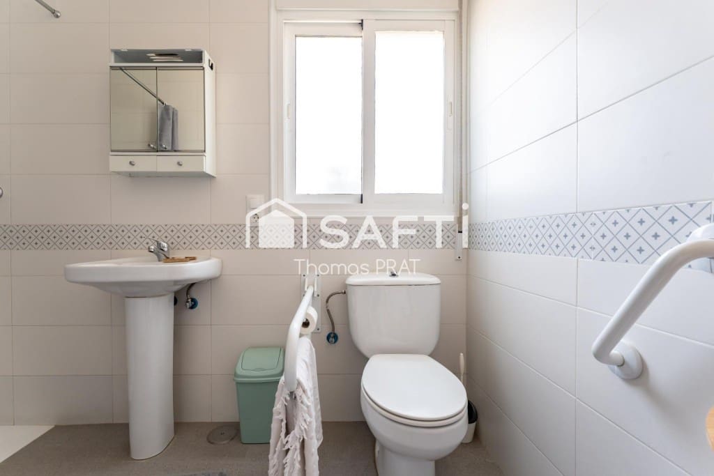 4 soveværelse Villa til salg i Villanueva de Algaidas med garage - € 98.000 (Ref: 9595689)