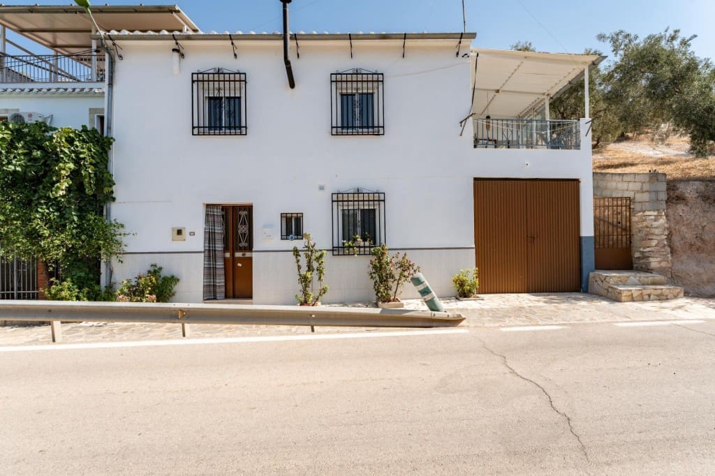 4 soveværelse Villa til salg i Villanueva de Algaidas med garage - € 98.000 (Ref: 9595689)