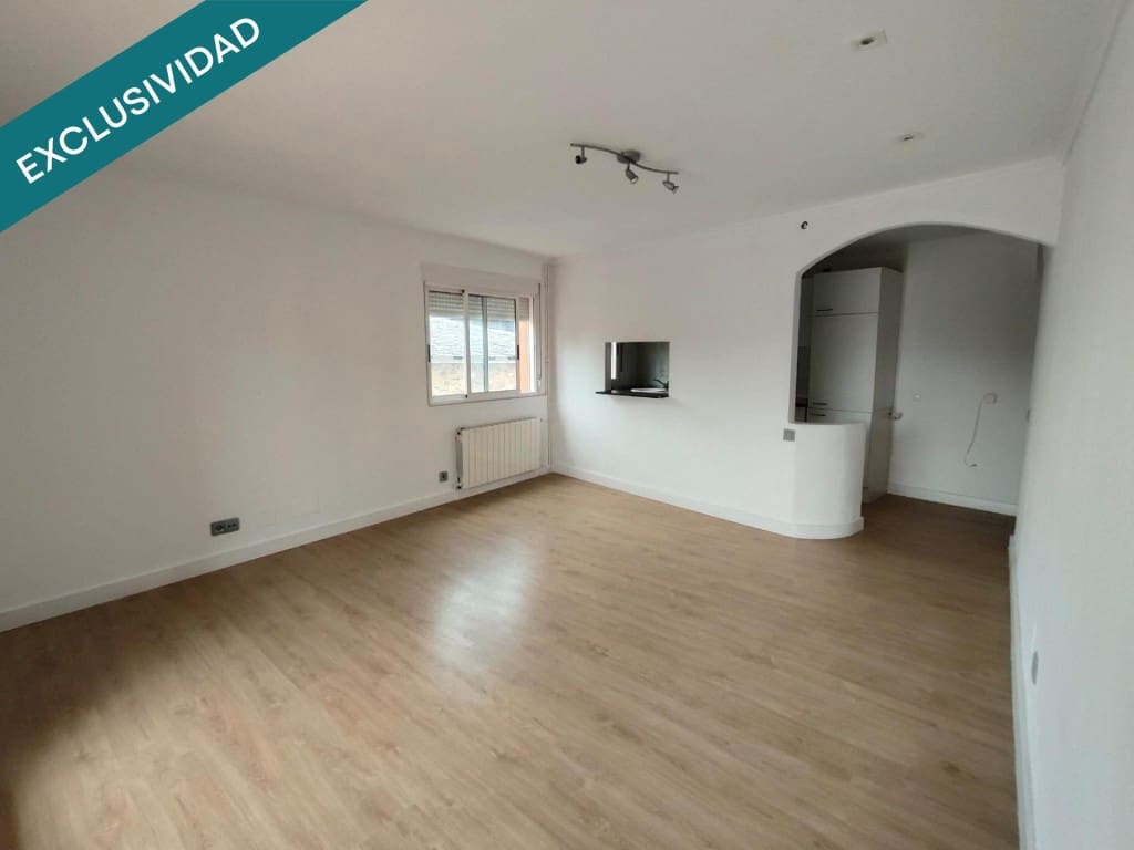 4 slaapkamer Villa te koop in Iguena met garage - € 95.000 (Ref: 9595692)