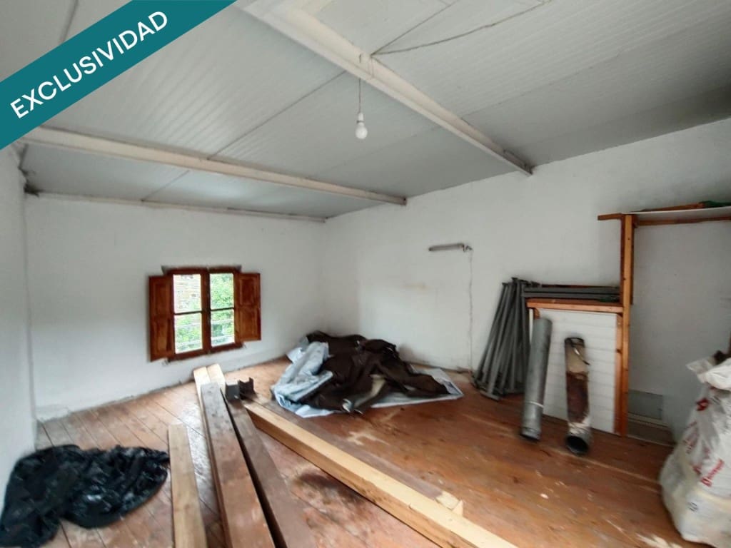 4 slaapkamer Villa te koop in Iguena met garage - € 95.000 (Ref: 9595692)