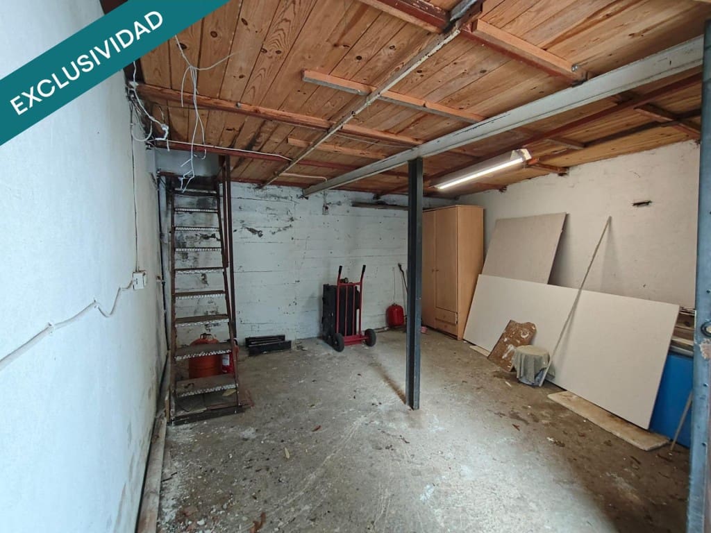 4 slaapkamer Villa te koop in Iguena met garage - € 95.000 (Ref: 9595692)