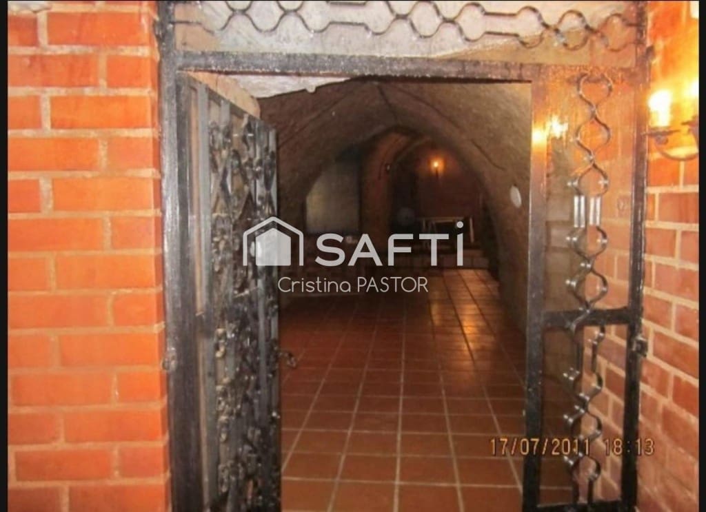 Commercial for sale in Valderas - € 65,000 (Ref: 9595695)