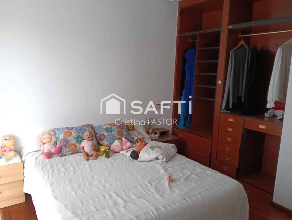 Chalet de 4 habitaciones en Santa María del Páramo en venta con garaje - 175.000 € (Ref: 9595696)