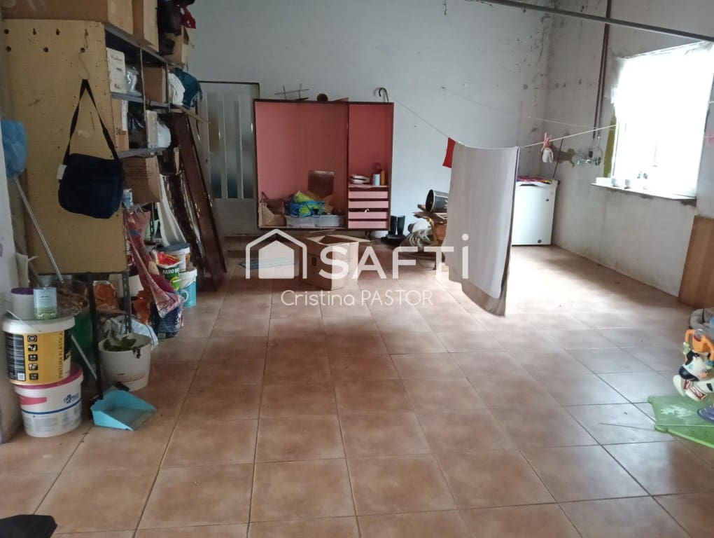 Chalet de 4 habitaciones en Santa María del Páramo en venta con garaje - 175.000 € (Ref: 9595696)