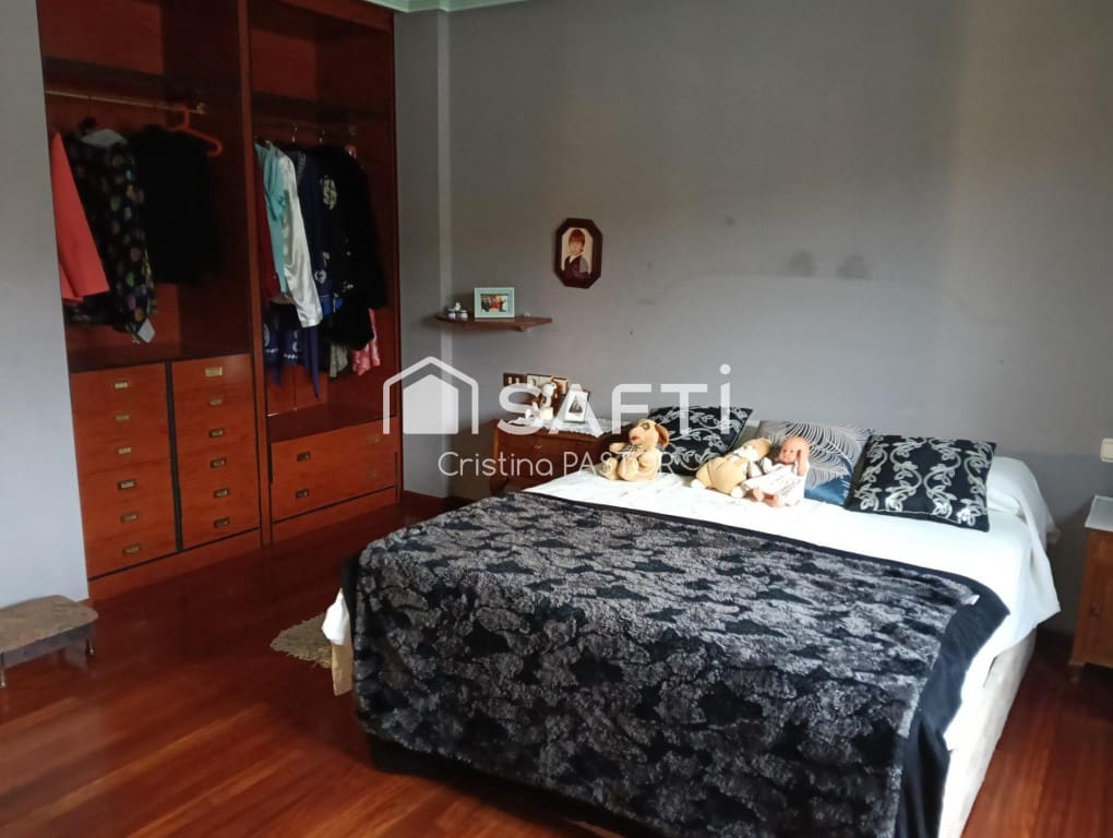 Chalet de 4 habitaciones en Santa María del Páramo en venta con garaje - 175.000 € (Ref: 9595696)