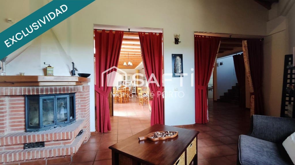 6 camera da letto Villa in vendita in Santovenia de la Valdoncina con piscina - 550.000 € (Rif: 9595700)