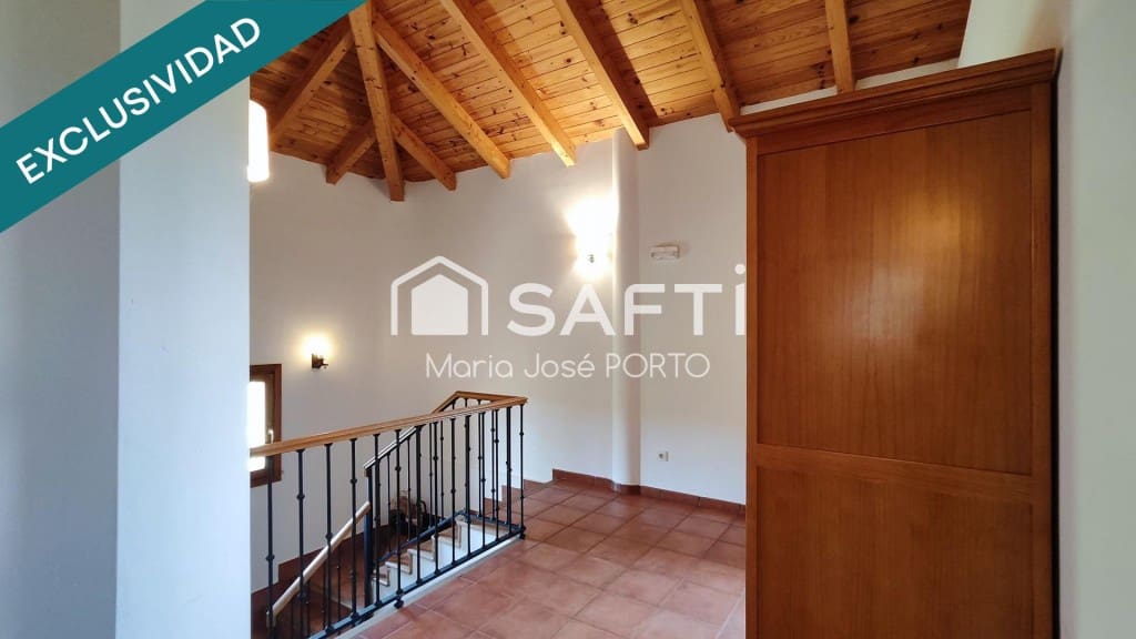 6 camera da letto Villa in vendita in Santovenia de la Valdoncina con piscina - 550.000 € (Rif: 9595700)