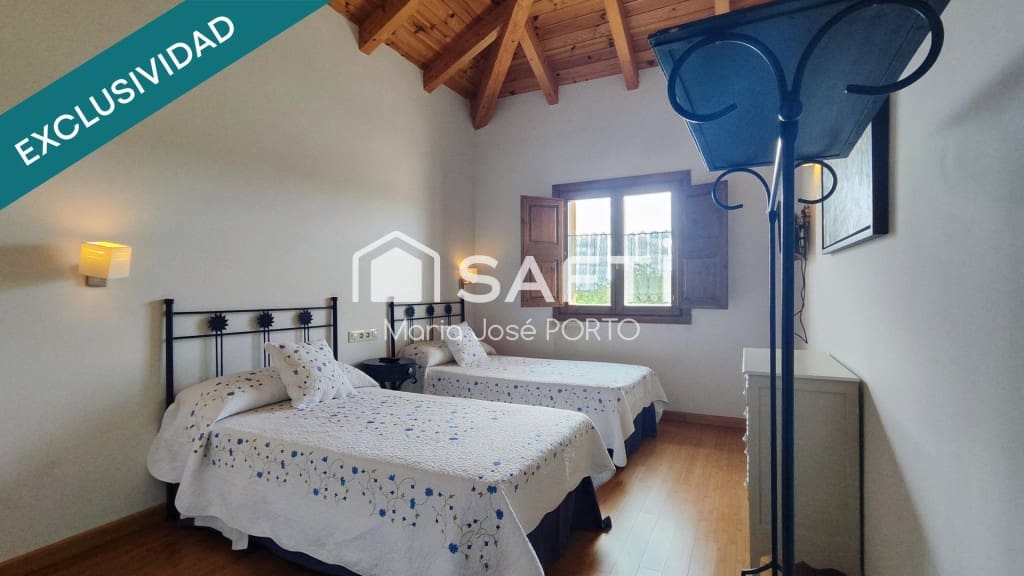6 camera da letto Villa in vendita in Santovenia de la Valdoncina con piscina - 550.000 € (Rif: 9595700)