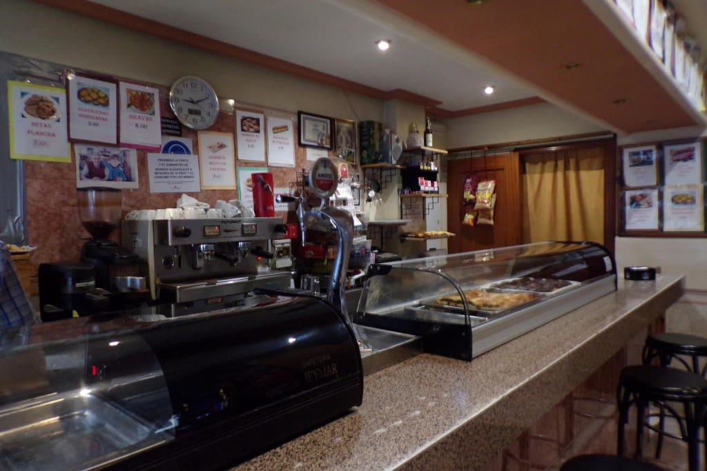 Commercial for sale in Ciempozuelos - € 170,000 (Ref: 9595702)