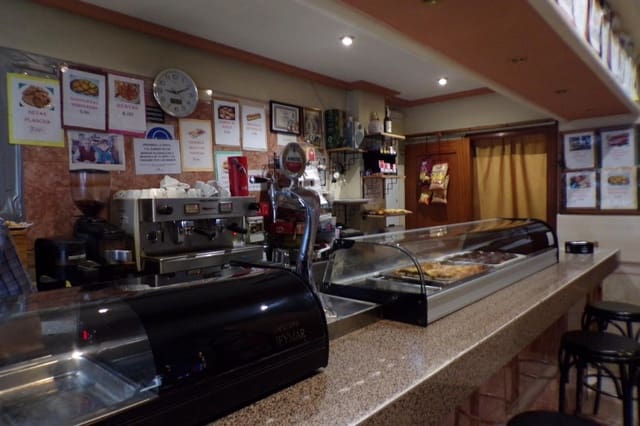 Local Comercial en Ciempozuelos en venta - 170.000 € (Ref: 9595702)