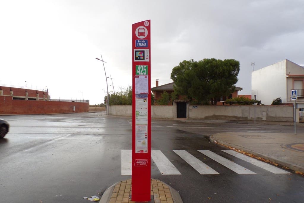 Commercial for sale in Ciempozuelos - € 170,000 (Ref: 9595702)