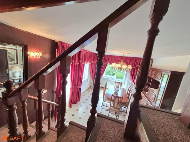 Chalet de 3 habitaciones en Begonte en venta con garaje - 260.000 € (Ref: 9595703)