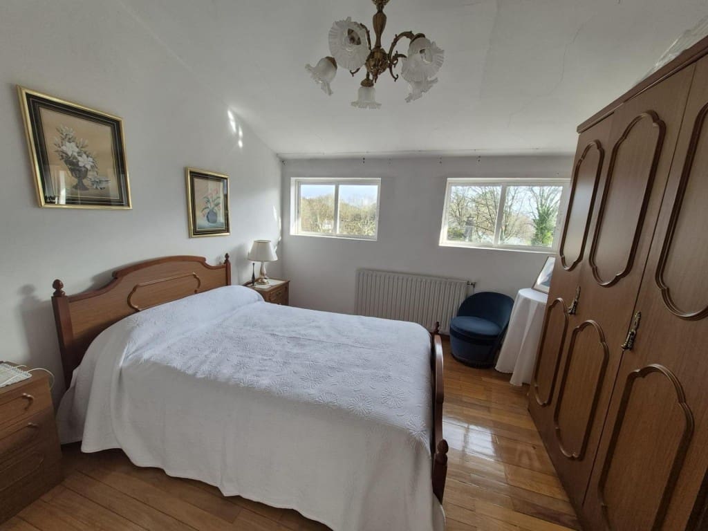 Chalet de 3 habitaciones en Begonte en venta con garaje - 260.000 € (Ref: 9595703)