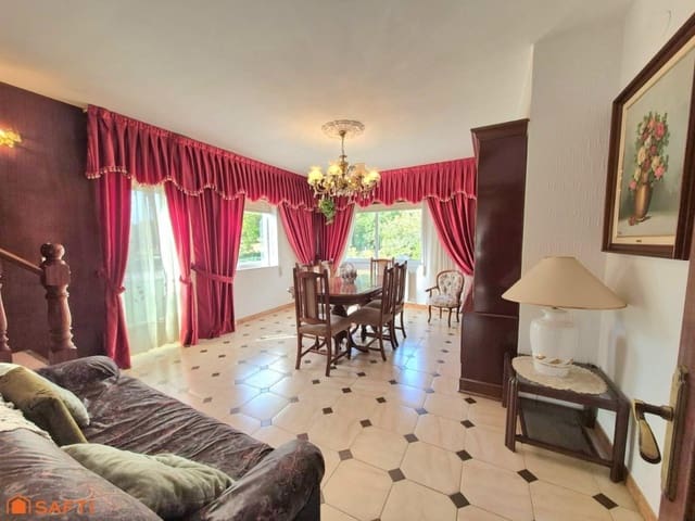 Chalet de 3 habitaciones en Begonte en venta con garaje - 260.000 € (Ref: 9595703)