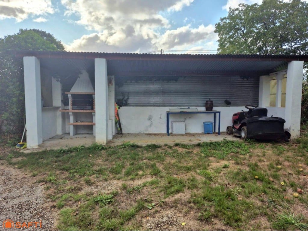 Chalet de 3 habitaciones en Begonte en venta con garaje - 260.000 € (Ref: 9595703)