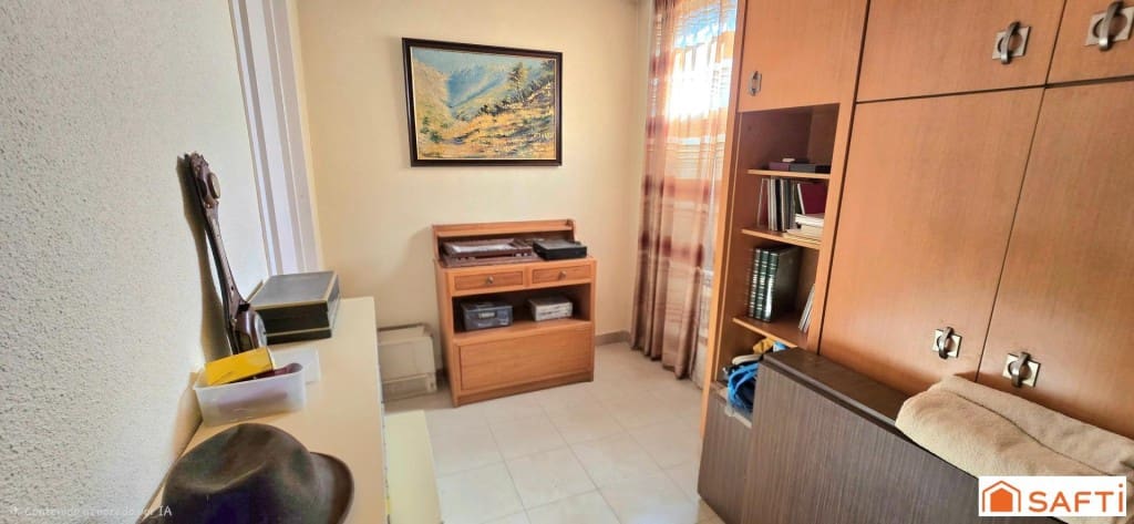 7 bedroom Villa for sale in Las Rozas de Madrid with pool garage - € 980,000 (Ref: 9595704)