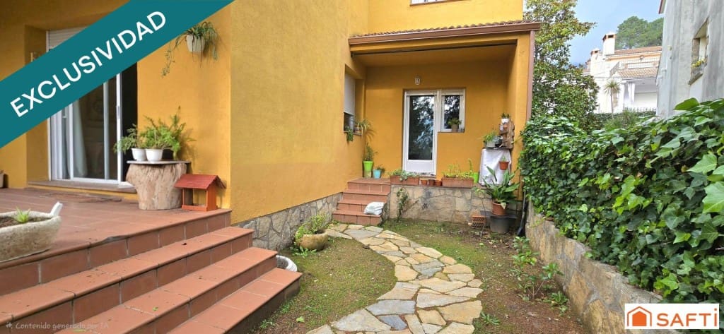 Chalet de 3 habitaciones en Santa María del Tiétar en venta - 195.000 € (Ref: 9595708)