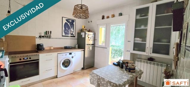 Chalet de 3 habitaciones en Santa María del Tiétar en venta - 195.000 € (Ref: 9595708)