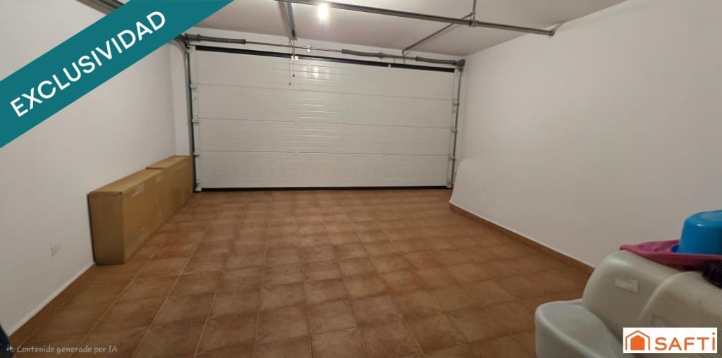 Chalet de 3 habitaciones en Santa María del Tiétar en venta - 195.000 € (Ref: 9595708)