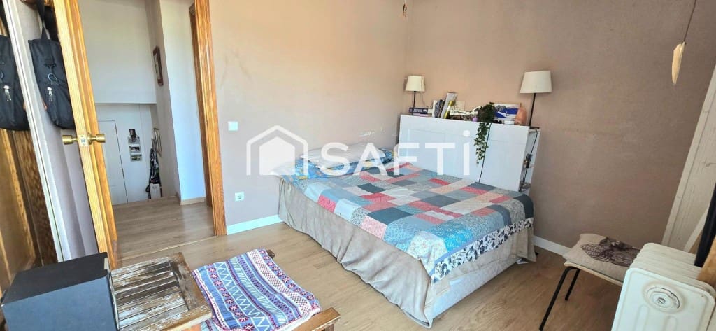 5 bedroom Villa for sale in Collado Mediano with pool garage - € 495,000 (Ref: 9595710)